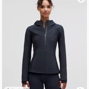 Lululemon Cross Chill Black Jacket